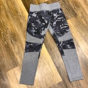 Girls Nike Athletic stretch pants